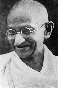 С днем рождения, Махатма Ганди!